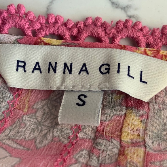 Anthropologie RannaGill Pink Floral Boho Pintuck Crochet Lace Chiffon Top S - Picture 7 of 13